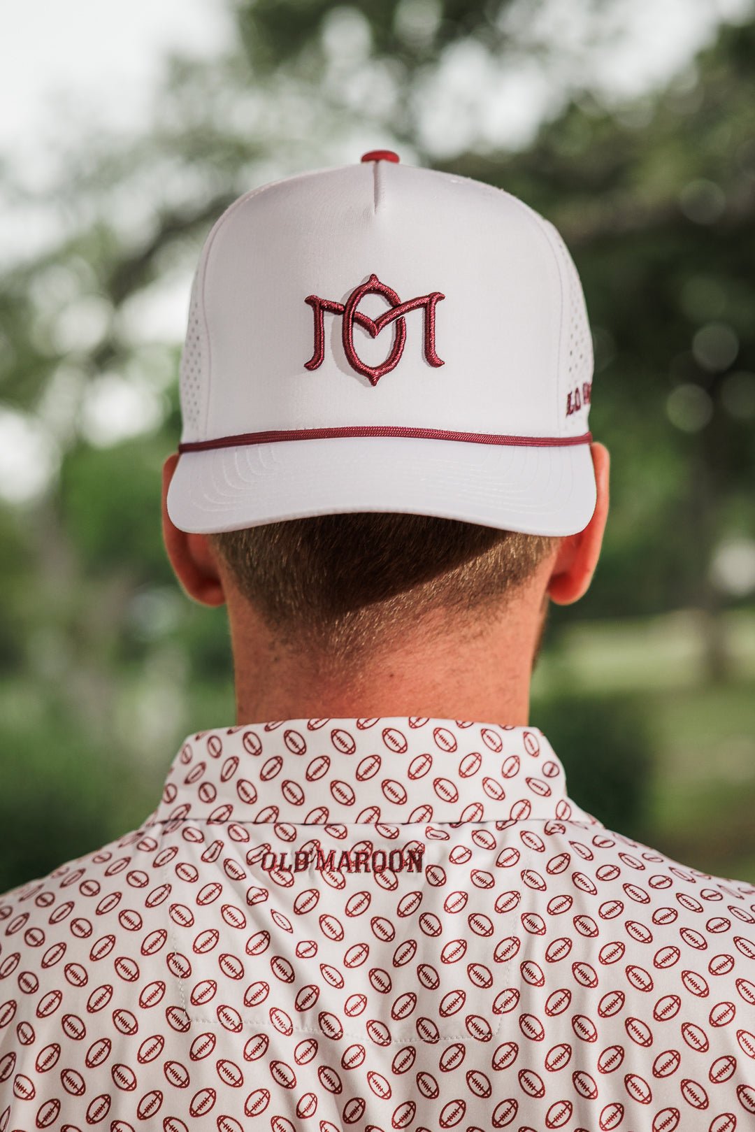 Old Maroon pearl white pearl snap polo with OM cattle brand rope hat, view 3